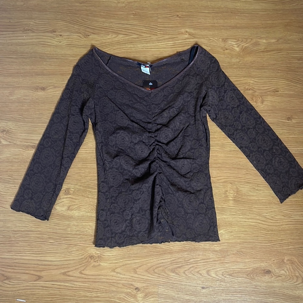 Brown Lace Three Quarter Slimming Blouse with Rushing at the Stomach SizeX-Large
